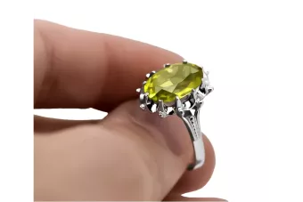 Srebrny pierścionek Rosyjski 925 z Peridotem vrc079s Vintage