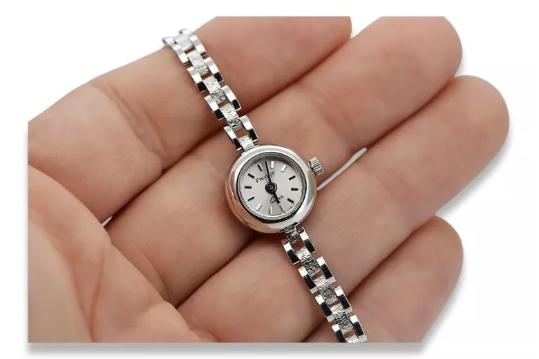 Prześliczny damski zegarek z białego 14k złota lw084w