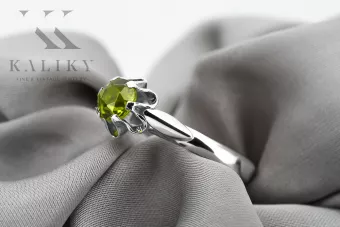 Ring Yellow Peridot Sterling silver 925 Vintage craft vrc094s