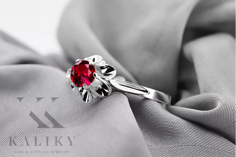 Sterling silver 925 Ruby Ring Vintage craft vrc004s