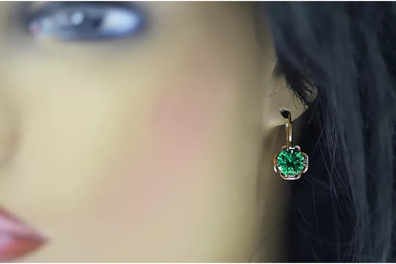Earrings Vintage Jewlery Emerald Original Vintage 14K Rose Gold vec029r