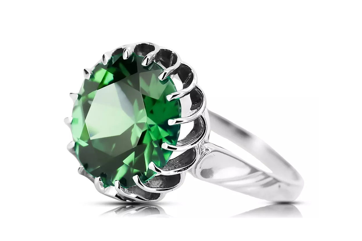 Vintage style Ring Emerald Sterling silver 925 vrc035s