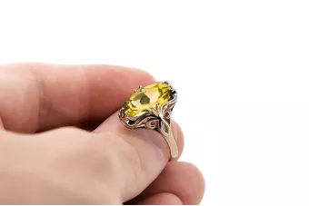 Vintage Biżuteria Pierścionek Żółty Perydot Oryginalny wyrób Vintage 14k z różowego złota vrc082r