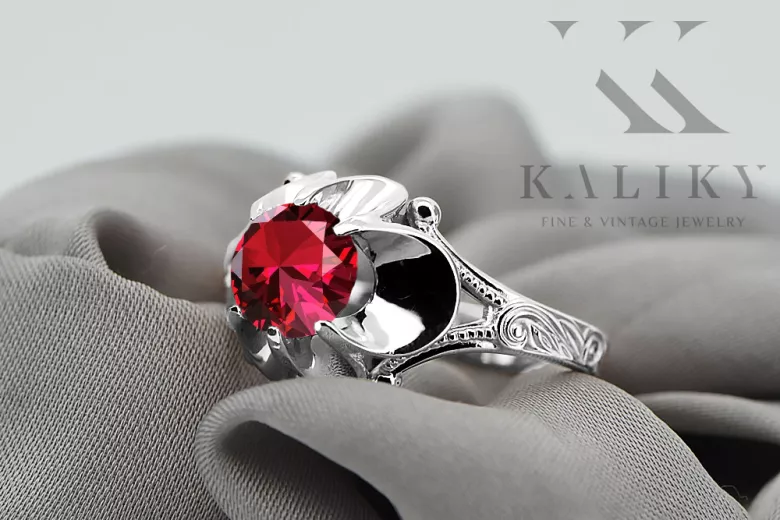 Ruby Sterling silver 925 Ring Vintage Jewlery vrc377s