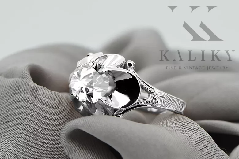Zircon Sterling silver 925 Ring Vintage Jewlery vrc377s