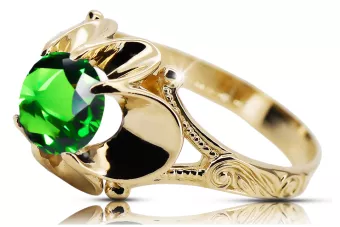 Vintage craft Ring Emerald 14K Yellow gold vrc377y
