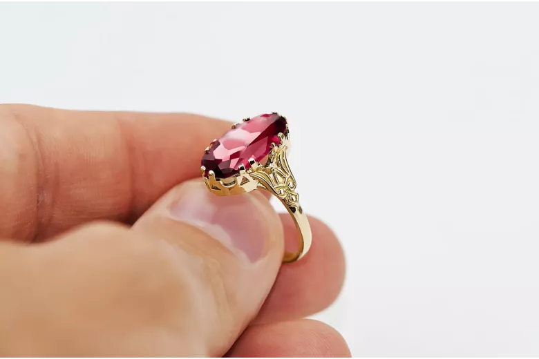 Rubis Or jaune 14 carats Anneau Vintage vrc058y