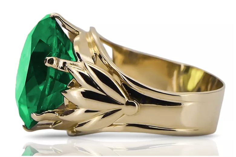 Emerald 14K Yellow gold Ring Vintage style vrc029y