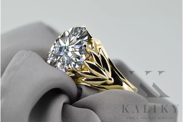 14K Yellow gold Zircon Ring Vintage style vrc029y
