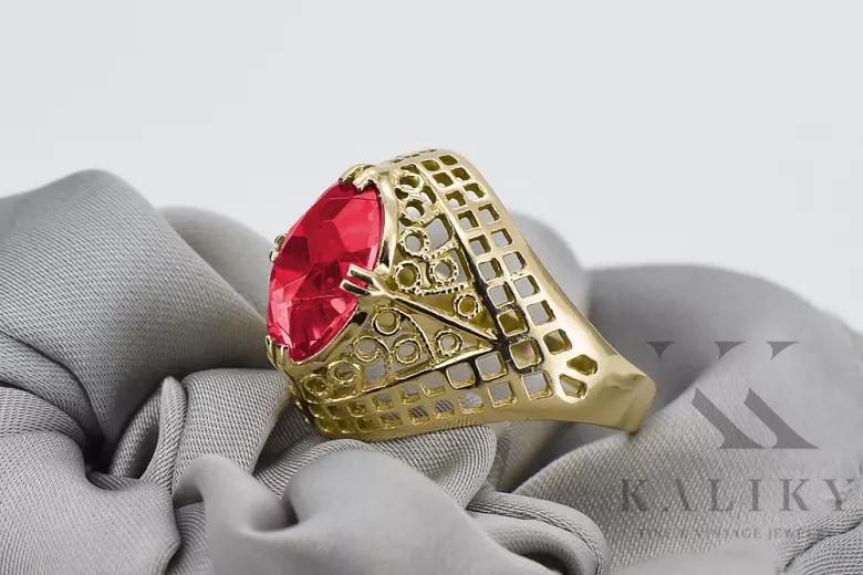 Ruby 14K Yellow gold Ring Vintage style vrc030y