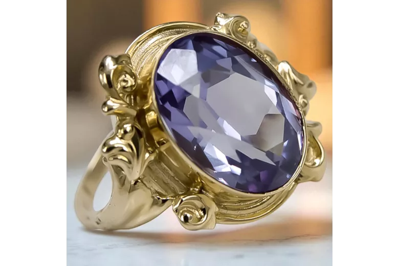 Ring Vintage style Alexandrite 14K Yellow gold vrc100y