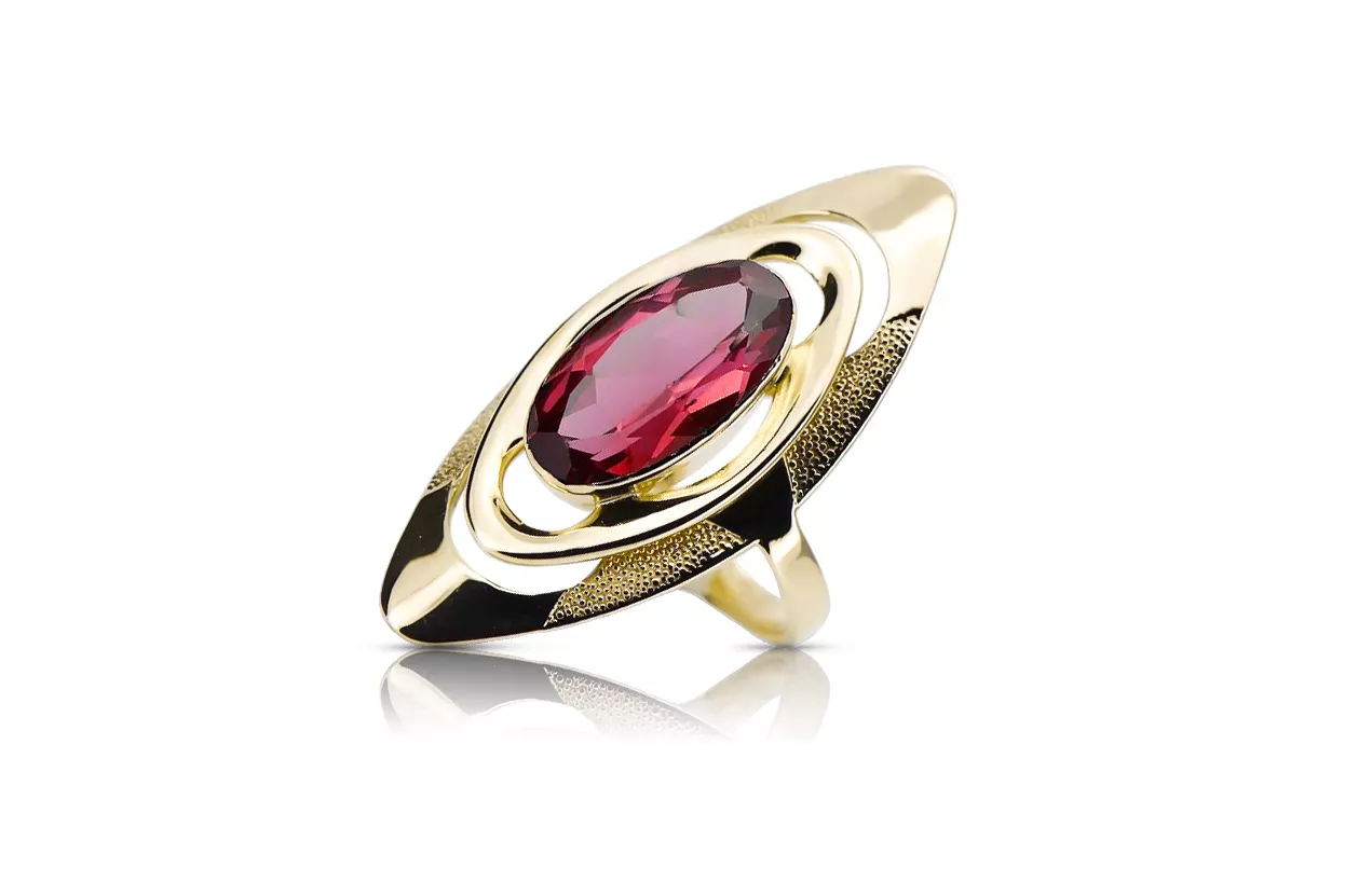 Ruby 14K Yellow gold Ring Vintage craft vrc189y