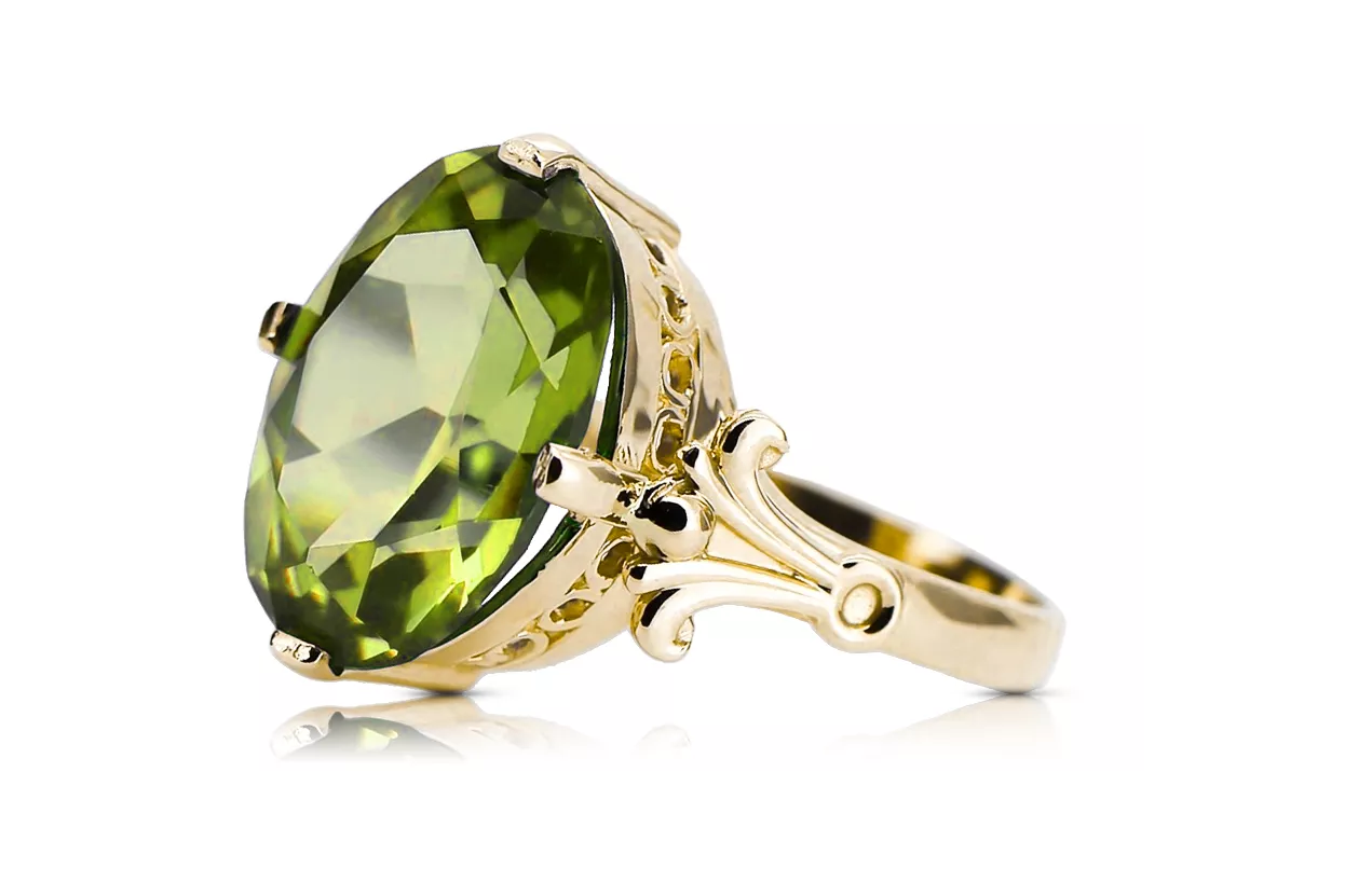 Ring Vintage craft Yellow Peridot 14K Yellow gold vrc369y