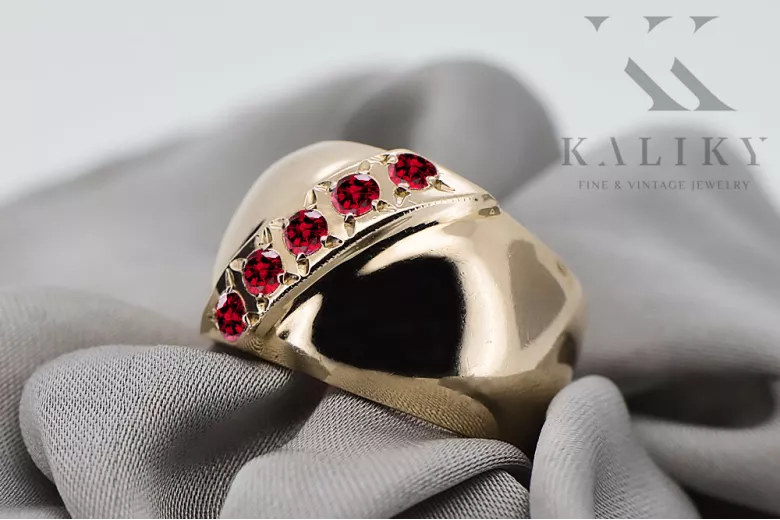 14K Yellow gold Ruby Ring Vintage craft vrc036y