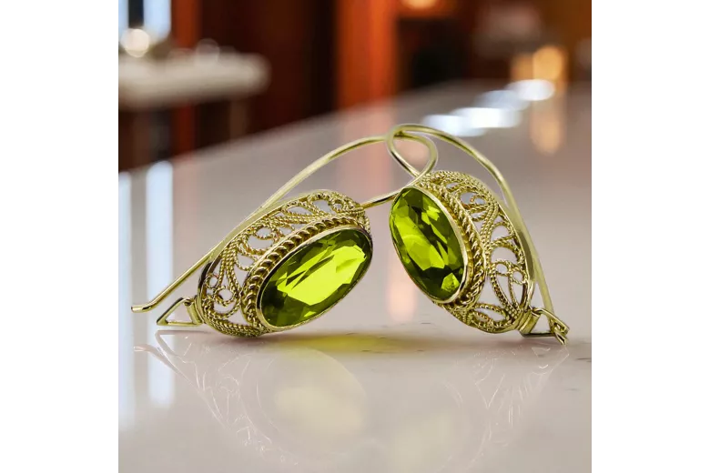 Estilo vintage Pendientes Peridoto amarillo Oro amarillo de 14 quilates vec023y
