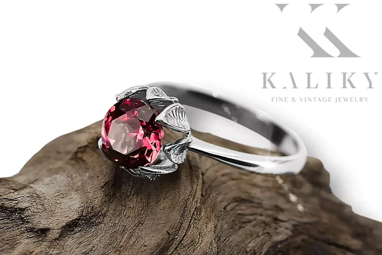 Plata de ley 925 Ruby Anillo Artesanía vintage vrc051s-rb Art Deco Estilo de la URSS