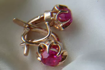 Boucles d’oreilles en or rose soviétique russe 14k 585 vec086 alexandrite rubis émeraude saphir ...