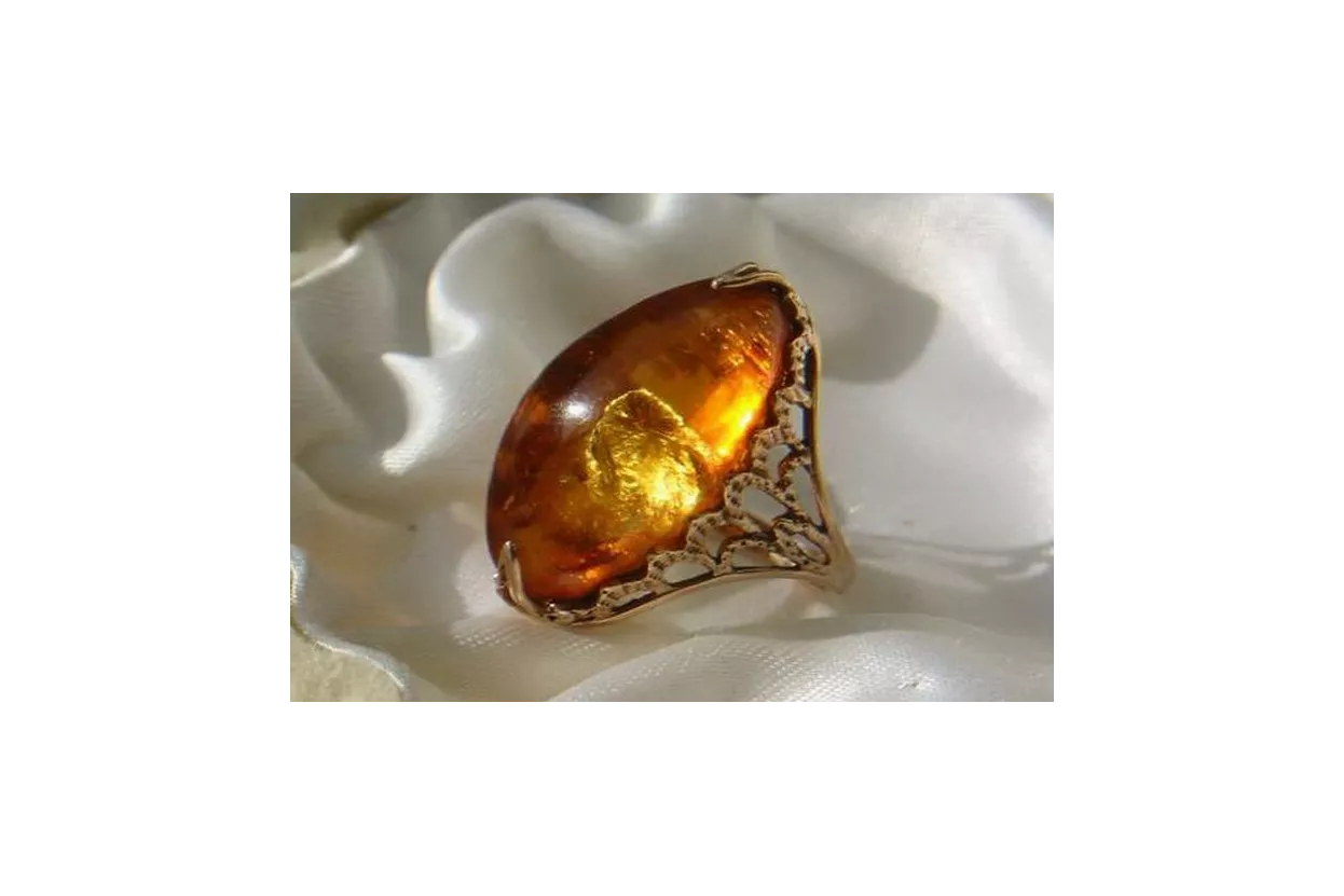 Radziecki 14k 585 złoty Rosyjski pierścionek z różowego złota z bursztynem