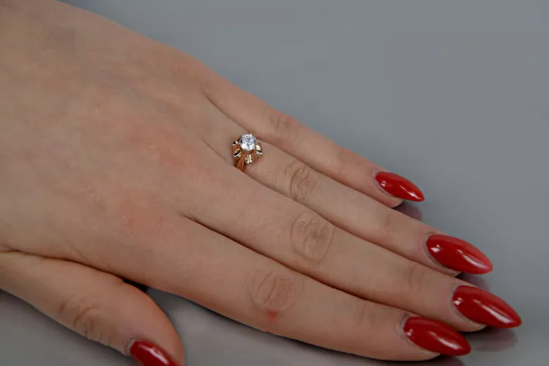 Rosyjska radziecka róża 14k 585 złoto Aleksandryt Rubin szmaragdowy szafirowy pierścionek z cyrkonią vrc004