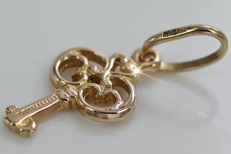 Vintage rose pink 14k 585 gold  Vintage key pendant vpn019