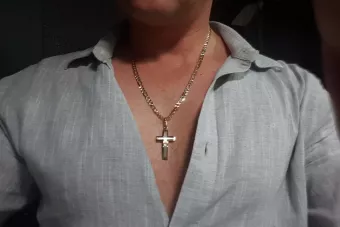 Krzyżyk Katolicki z białego złota 14k 585 zawieszka ctc026w