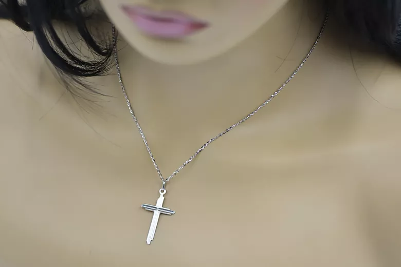 Krzyż Katolicki z białego złota 14k 585 zawieszka krzyżyk z Jezusem ctc099w