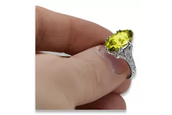 Sidabrinis žiedas Rusijos 925 su Peridotu vrc084s Vintage
