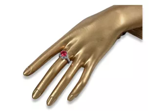 Strieborný Russian 925 Ring s Rubin VRC045s Vintage