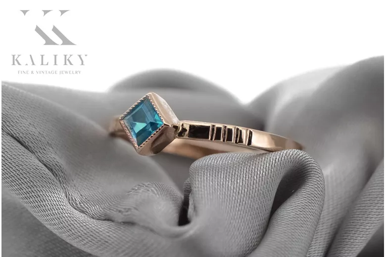 Russische sowjetische Rose 14 Karat 585 Gold Alexandrit Rubin Smaragd Saphir Zirkon Ring vrc014