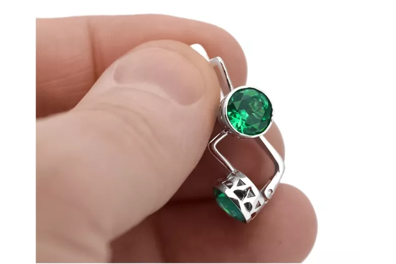 الروسية الفاخرة الأقراط الفضية 925 مع Emerald vec107s