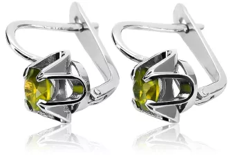Ruské vinobraní stříbrné náušnice 925 s Peridotem VEC018S
