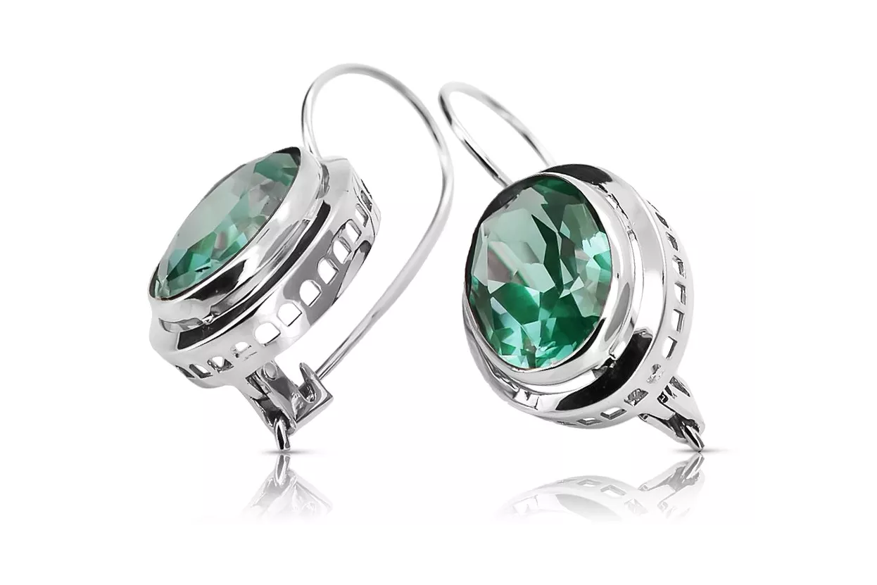 Руски винтидж сребърни обеци проба 925 с Emerald vec114s
