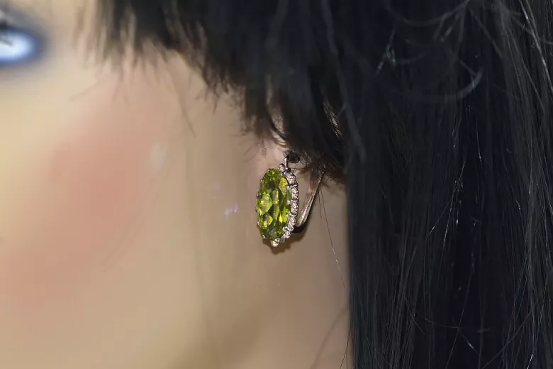 Kolczyki z różowego czerwonego 14k złota 585 z peridotem vec174 Vintage